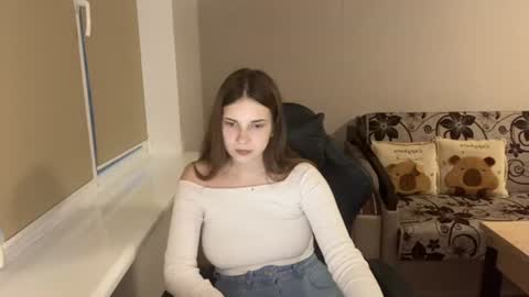 Snapshot of goddesskate_ chatting on 06.26.26 Kate online show from 06.26.26