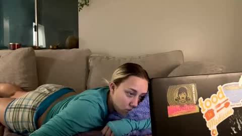 GoddessMayvn online show from 02.11.25