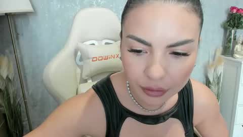 Mistress online show from 10.24.25