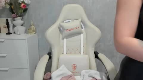 Snapshot of goddessmiaa chatting on 03.29.26 Mistress online show from 03.29.26