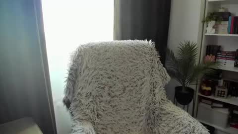 Snapshot of goddessmxx chatting on 07.18.26 Mistress Mary online show from 07.18.26