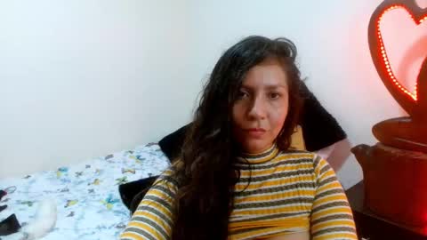 Snapshot of goddessnahi chatting on 12.03.24 Naih Reyes online show from 12.03.24