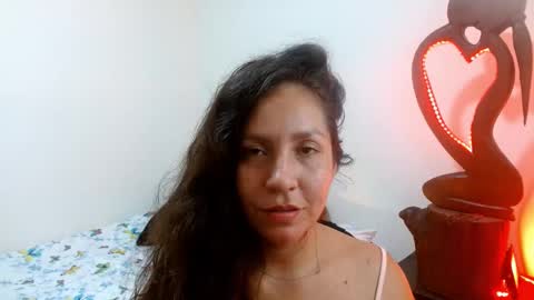 Snapshot of goddessnahi chatting on 12.05.24 Naih Reyes online show from 12.05.24