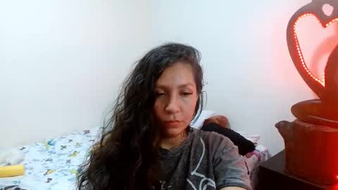 Snapshot of goddessnahi chatting on 12.09.24 Naih Reyes online show from 12.09.24