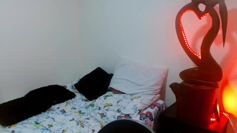 Snapshot of goddessnahi chatting on 12.10.24 Naih Reyes online show from 12.10.24