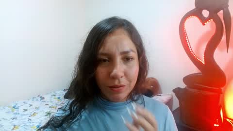 Snapshot of goddessnahi chatting on 12.11.24 Naih Reyes online show from 12.11.24