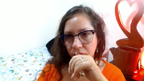 Snapshot of goddessnahi chatting on 12.22.24 Naih Reyes online show from 12.22.24