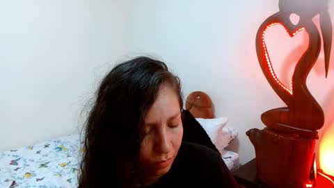 Snapshot of goddessnahi chatting on 12.23.24 Naih Reyes online show from 12.23.24