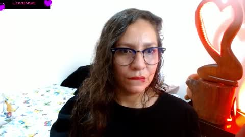 Snapshot of goddessnahi chatting on 12.28.24 Naih Reyes online show from 12.28.24