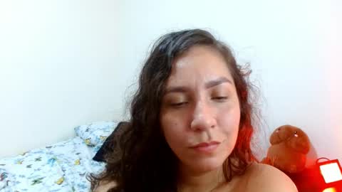 Snapshot of goddessnahi chatting on 01.07.25 Naih Reyes online show from 01.07.25