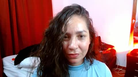Snapshot of goddessnahi chatting on 01.21.25 Naih Reyes online show from 01.21.25