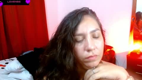 Snapshot of goddessnahi chatting on 01.21.25 Naih Reyes online show from 01.21.25