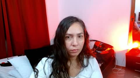 Snapshot of goddessnahi chatting on 01.22.25 Naih Reyes online show from 01.22.25
