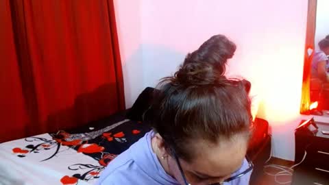 Snapshot of goddessnahi chatting on 02.19.25 Naih Reyes online show from 02.19.25