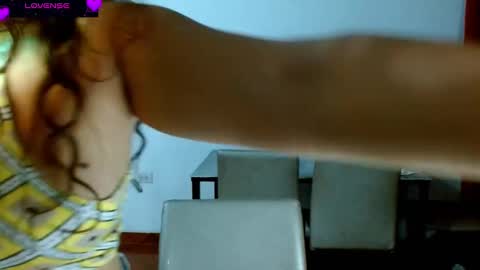 Snapshot of goddessnahi chatting on 02.24.25 Naih Reyes online show from 02.24.25