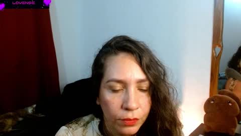 Snapshot of goddessnahi chatting on 02.27.25 Naih Reyes online show from 02.27.25