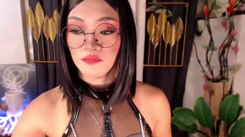 Snapshot of goddessquinnie chatting on 12.10.24 quinnie online show from 12.10.24