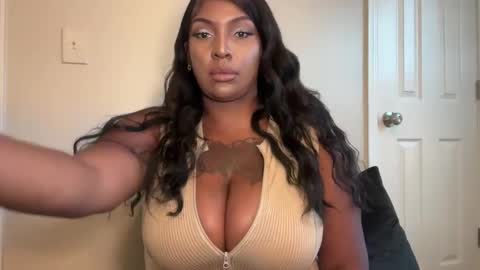 Snapshot of goddessrain420 chatting on 10.13.25 Crazzyboutrain online show from 10.13.25