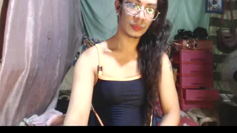 Snapshot of goddesssonyaxxx chatting on 06.24.26 KENNY DOLL online show from 06.24.26