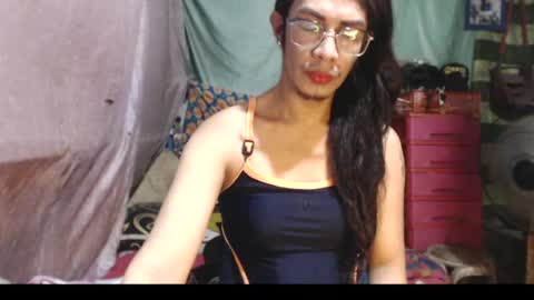 Snapshot of goddesssonyaxxx chatting on 07.05.26 KENNY DOLL online show from 07.05.26