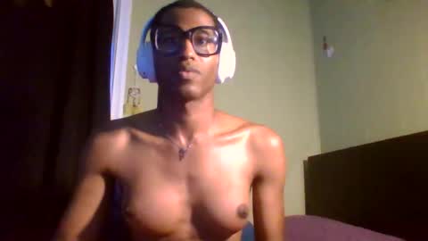 Snapshot of goddexx_kii chatting on 05.15.26 goddexx_kii online show from 05.15.26