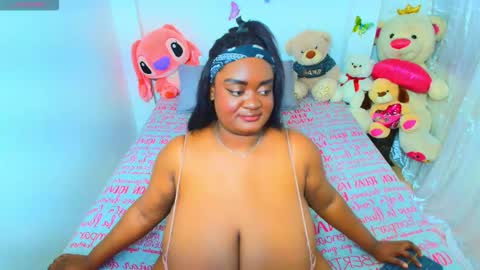 Godess Tracy online show from 02.05.26