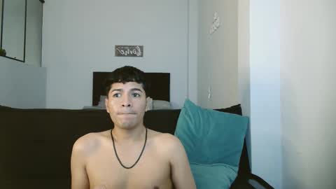 Snapshot of godiegogo_latinboy chatting on 03.07.26 Diego online show from 03.07.26