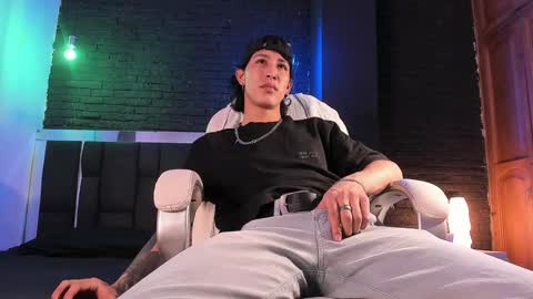 HUAN online show from 12.21.24