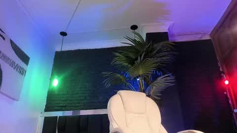 HUAN online show from 02.21.25