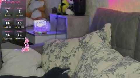 Jess  online show from 11.23.25