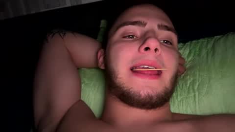 Snapshot of golden_boyyy21 chatting on 12.11.24 Golden boyyy21 online show from 12.11.24