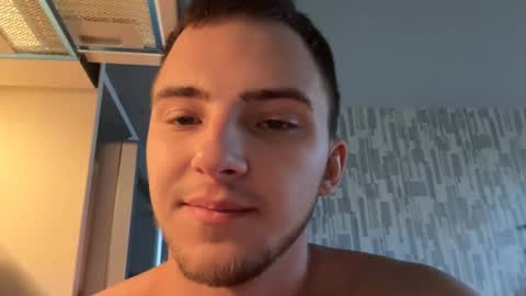 Snapshot of golden_boyyy21 chatting on 01.24.25 Golden boyyy21 online show from 01.24.25