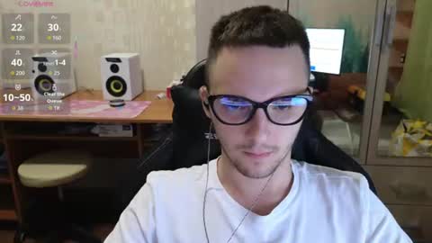 Snapshot of golden_boyyy21 chatting on 07.13.26 Golden boyyy21 online show from 07.13.26