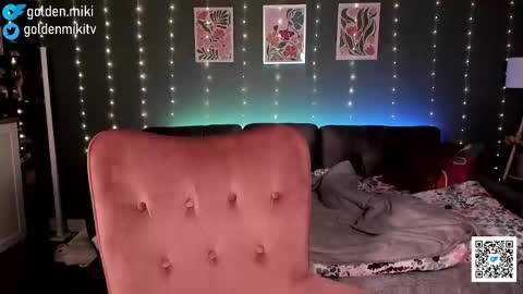 Shy in the streets but a freak in the sheets online show from 02.11.25