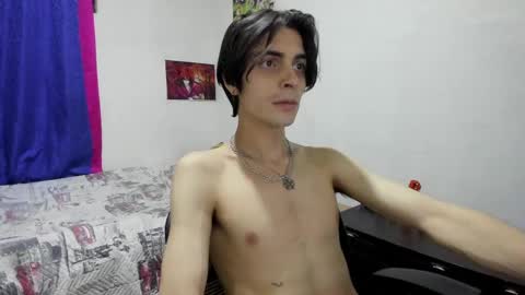 Snapshot of golden_ryan chatting on 10.06.25 Jmmmm online show from 10.06.25