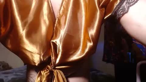 Snapshot of goldendelicious577600 chatting on 02.13.25 XxPretentious PeachxX online show from 02.13.25