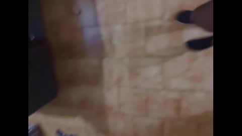 goldengiulia online show from 09.29.25