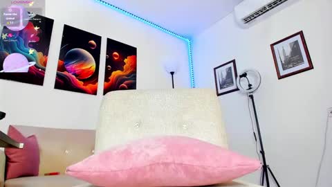 May smith online show from 12.19.24