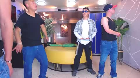 GOLDENJOI online show from 09.29.25