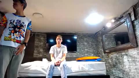 GOLDENJOI online show from 10.28.25