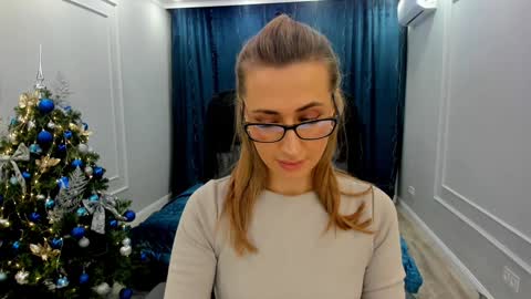 Olivia online show from 12.09.24