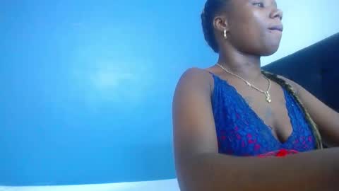 goldenn_ass1 online show from 02.27.25