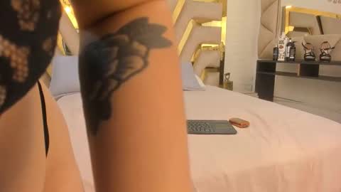 goldentemptation_ online show from 04.17.26