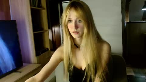 GoldieHanny online show from 02.13.25