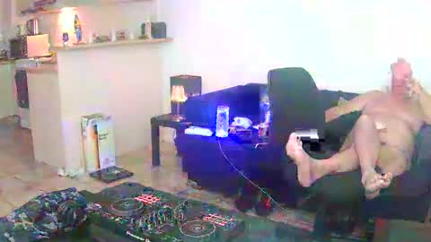 Snapshot of goldyguy011 chatting on 05.23.26 goldyguy011 online show from 05.23.26