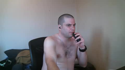 Snapshot of goleafzgo chatting on 01.31.26 goleafzgo online show from 01.31.26