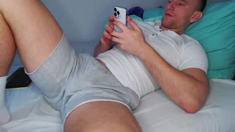 Snapshot of golov176 chatting on 02.01.25 LEO online show from 02.01.25