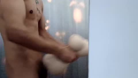 gomezxx620 online show from 10.28.25