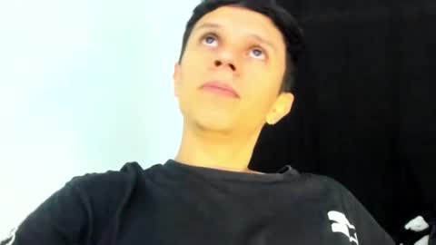 Snapshot of goodboy69i chatting on 02.10.25 goodboy69i online show from 02.10.25