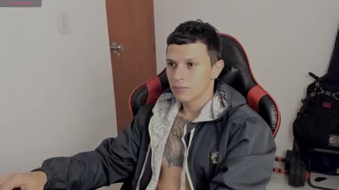 Snapshot of goodboy69i chatting on 11.03.25 goodboy69i online show from 11.03.25